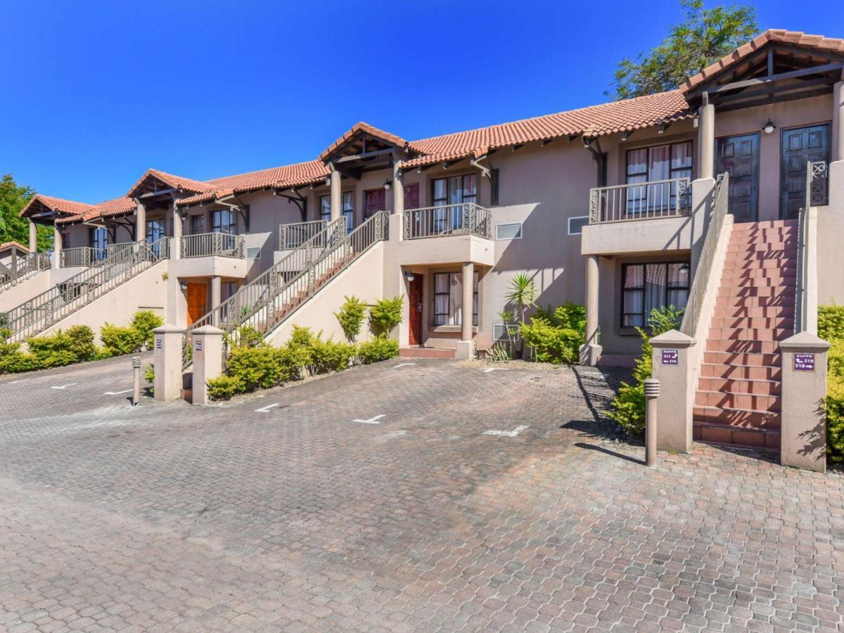 Mercure Hotel Nelspruit Mbombela Exterior foto